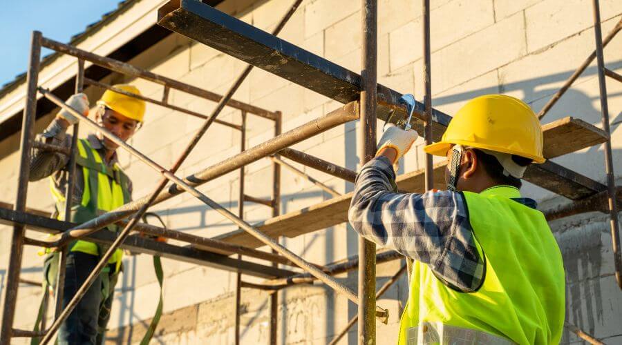 Professional gutter cleaning in Middleburg, VA